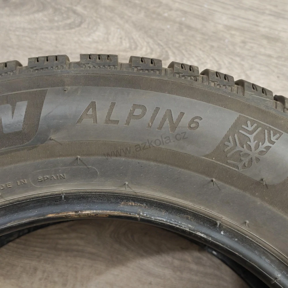 Zimní pneumatiky 195/65 R15 Michelin č. AP1049