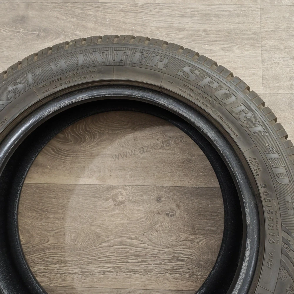 Zimní pneumatiky 205/55 R16 Dunlop č. AP1051