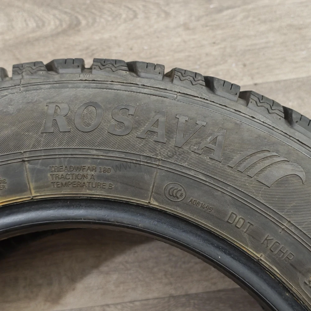 Zimní pneumatiky 175/70 R14 Rosava č. AP1062