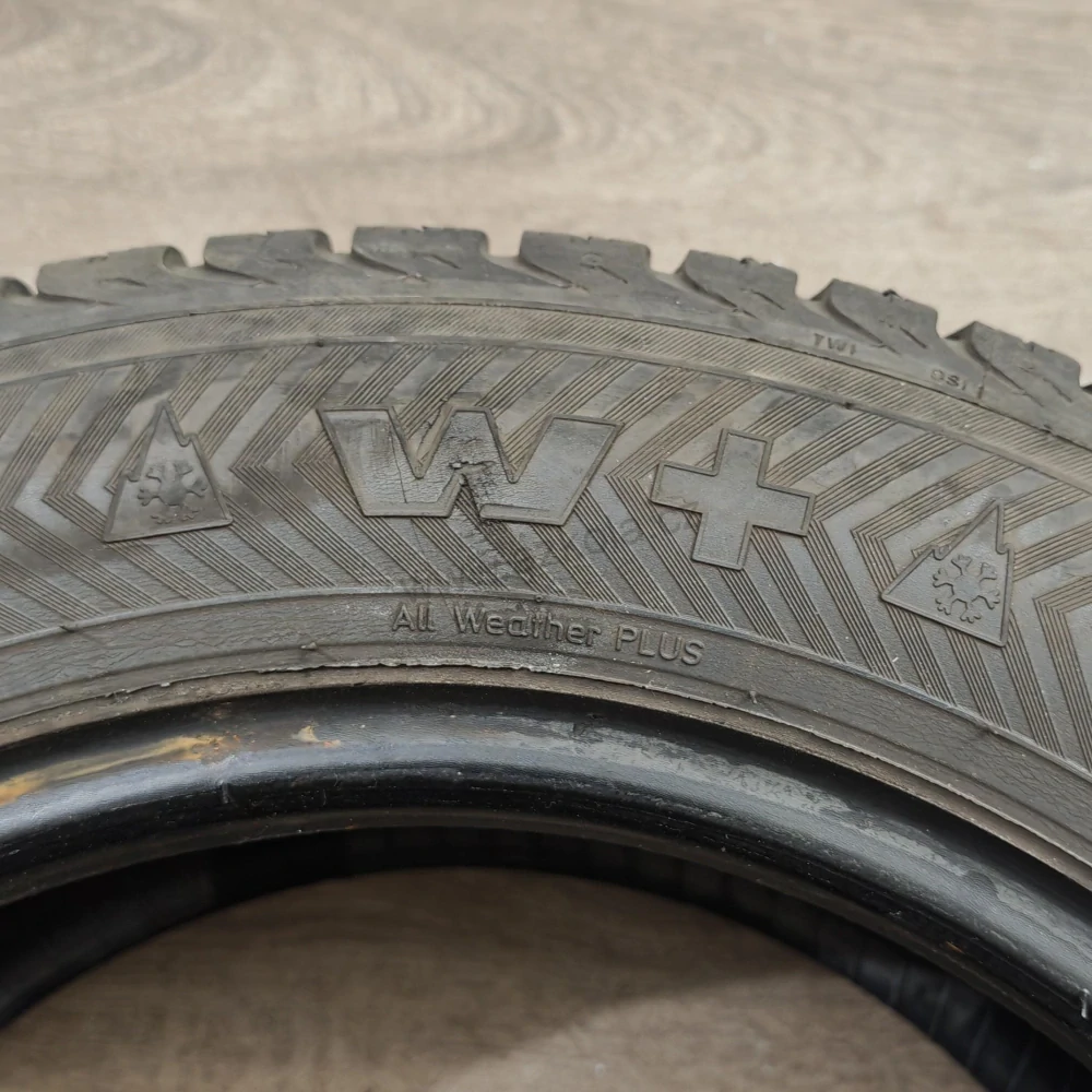 Celoroční pneumatiky 175/65 R14 Nokian č. AP1073