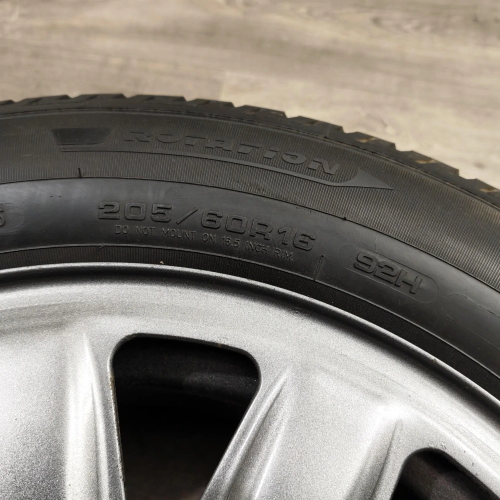Zimní kola Škoda, VW, Seat 205/60 R16 č. AK223