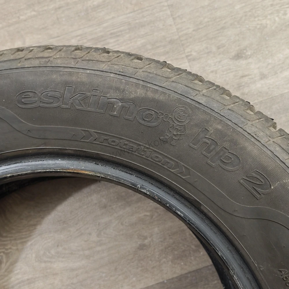 Zimní pneumatiky 215/65 R16 Sava č. AP1090