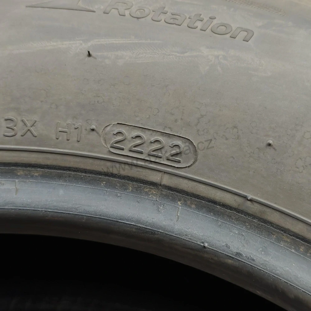 Zimní pneumatiky 215/65 R17 Hankook č. AP1094