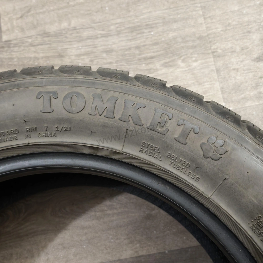 Zimní pneumatiky 235/55 R17 Tomket č. AP1110