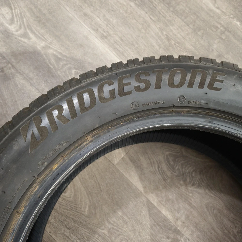 Zimní pneumatiky 255/50 R19 Bridgestone č. AP1152