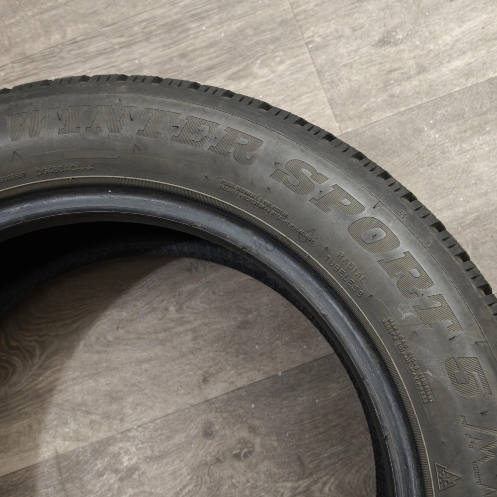 Zimní pneumatiky 205/55 R16 Dunlop č. AP1162