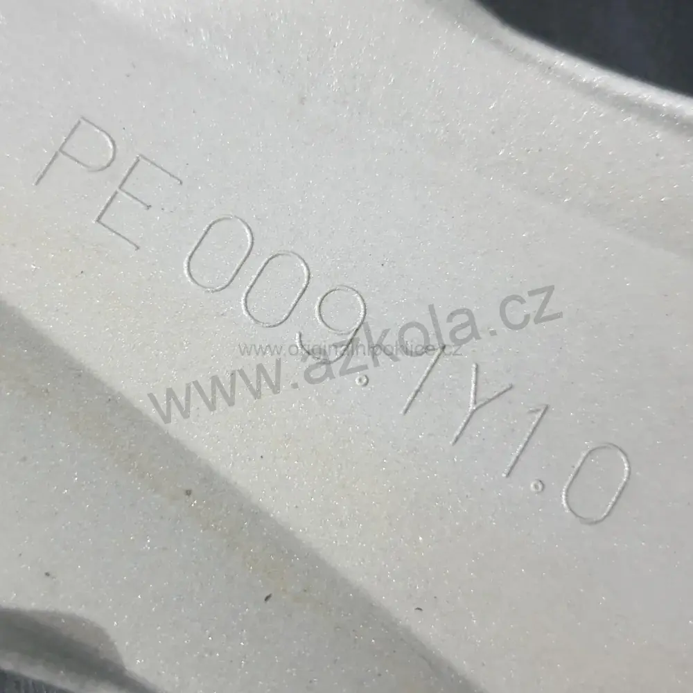 Originální poklice 15" Peugeot 301 (použité)