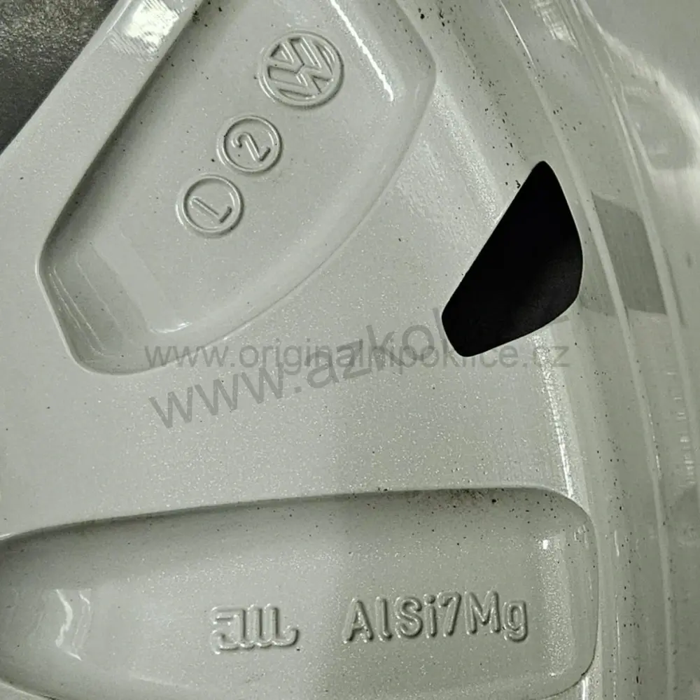 Originální hliníkové disky Volkswagen 6,5J x 17 ET46 (zánovní)