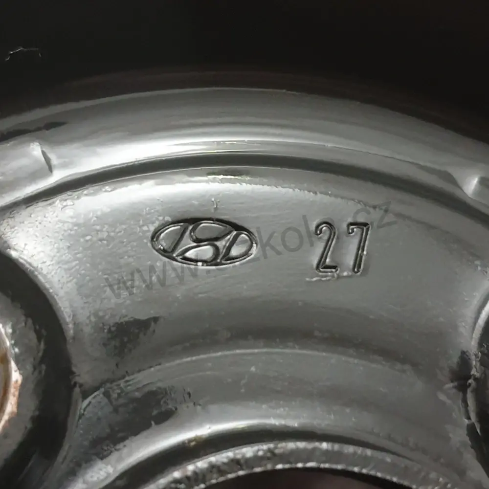 Sada zimních kol Hyundai 185/65 R15 č. AK88