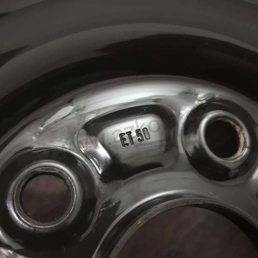 Sada zimních kol Suzuki 215/60 R16 č. AK104
