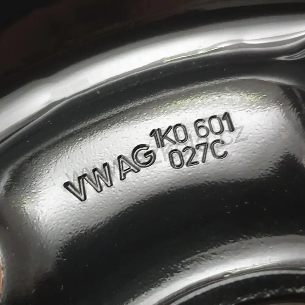 Sada zimních kol Škoda, Volkswagen, Seat 195/65 R15 č. AK09