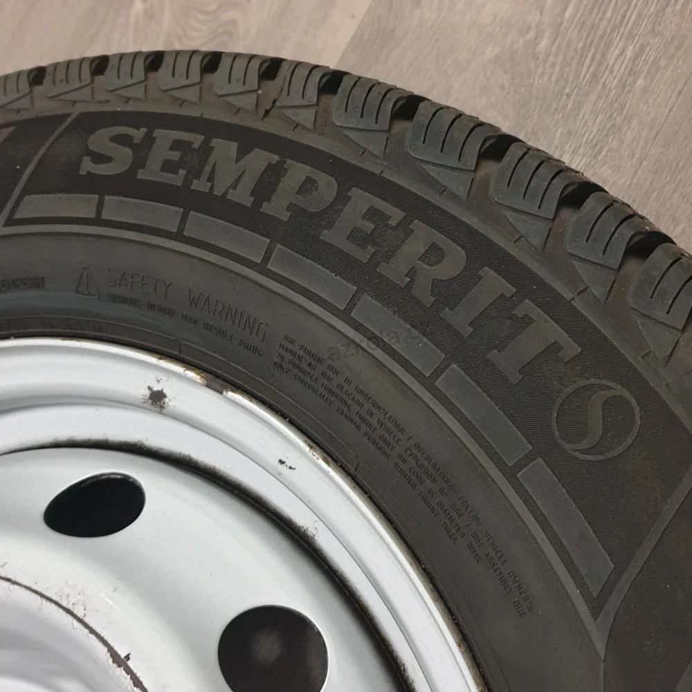 Zimní kola Citroen, Fiat, Iveco, Opel, Peugeot, Toyota 215/70 R15C č. AK157