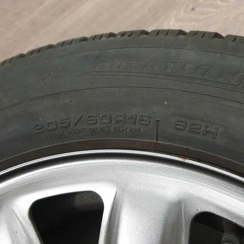 Zimní kola Škoda, VW, Seat 205/60 R16 č. AK158