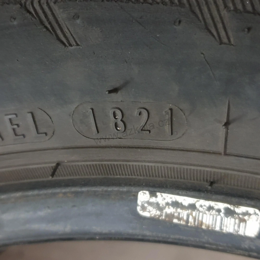 Zimní pneumatiky 205/65 R16C Nexen č. AP782
