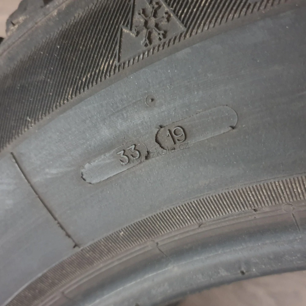 Zimní pneumatiky 225/60 R17 SUV Vraník č. AP784