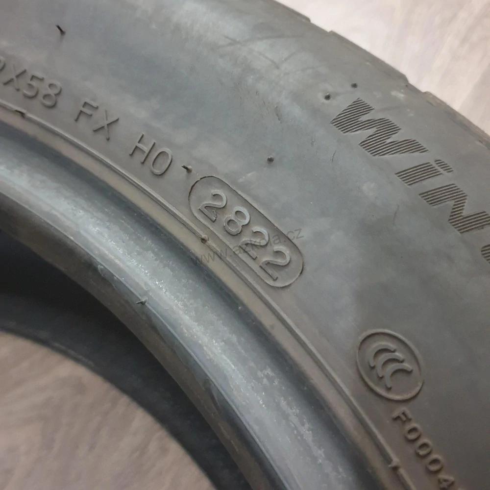 Zimní pneumatiky 205/55 R17 Hankook č. AP804