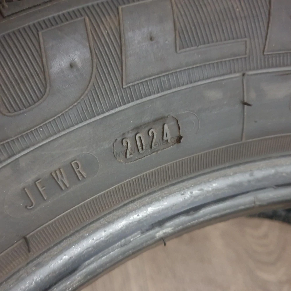 Zimní pneumatiky 185/60 R15 Fulda č. AP849