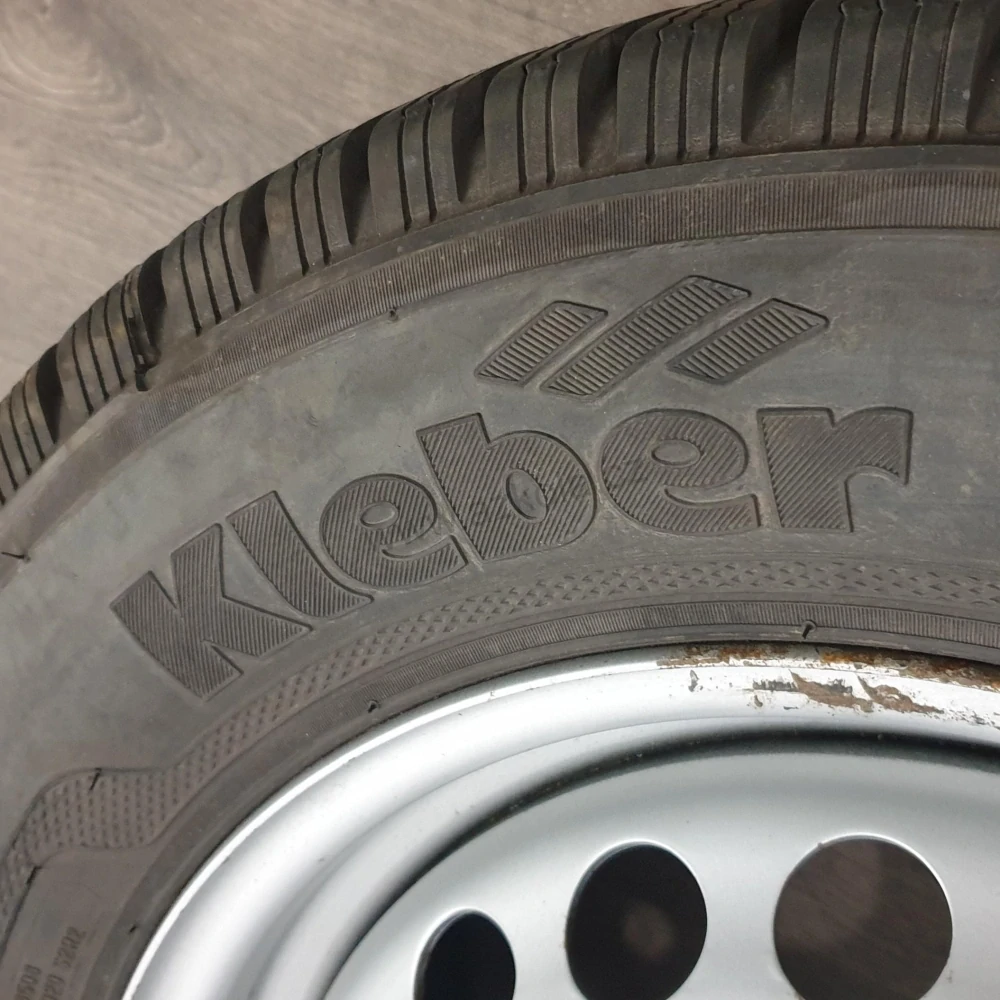 Zimní kola Volkswagen T5, T6 215/65 R16C č.AK169