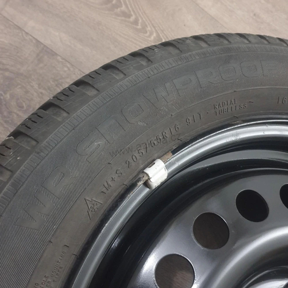 Zimní kola Hyundai i30, Kia Ceed 205/55 R16 č. AK189