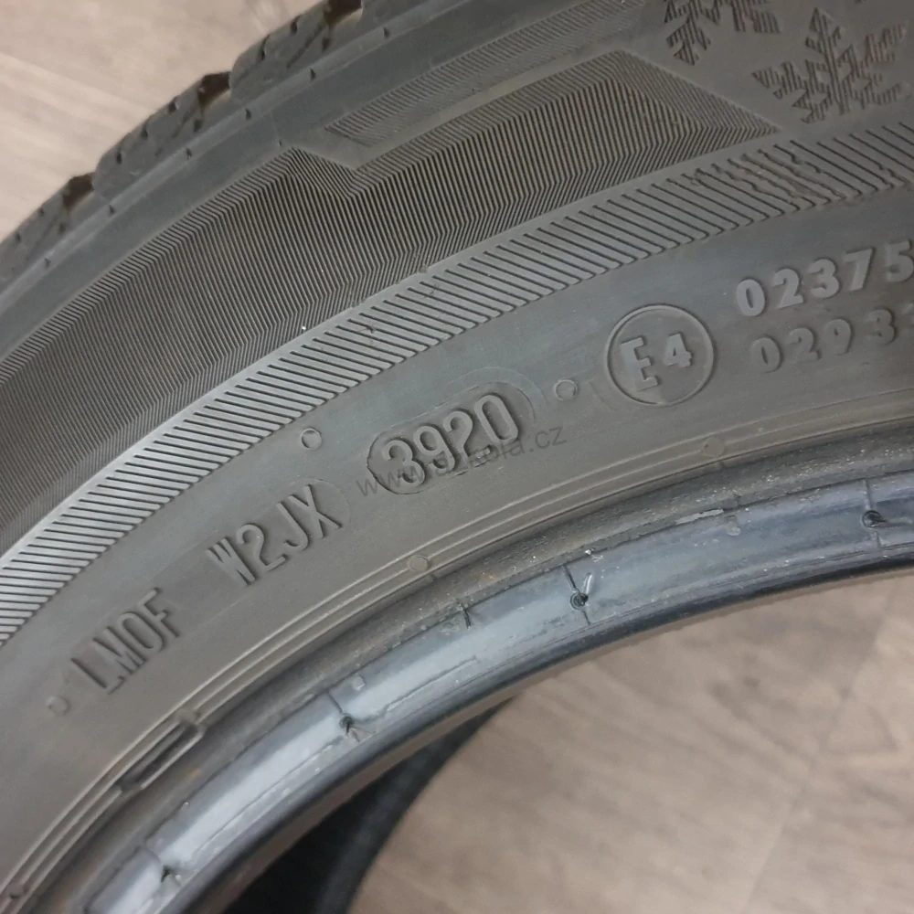 Zimní pneumatiky 205/55 R16 Barum č. AP888