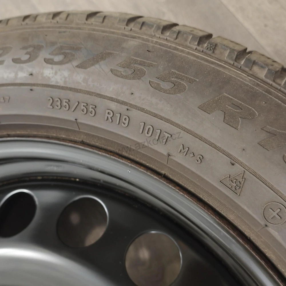 Zimní kola Škoda, VW, Audi 255/50 R19 č. AK194