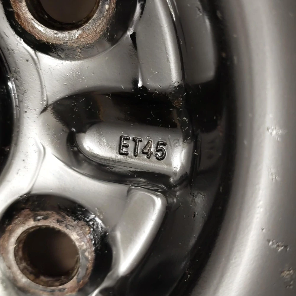 Zimní kola Toyota Auris, Corolla 205/55 R16 č. AK197