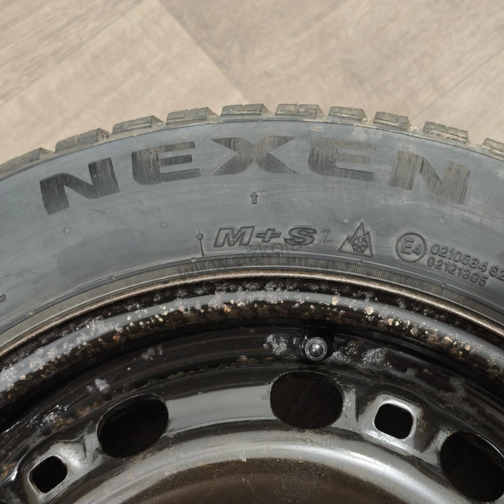 Zimní kola Škoda, Volkswagen, Seat 185/60 R15 č. AK204