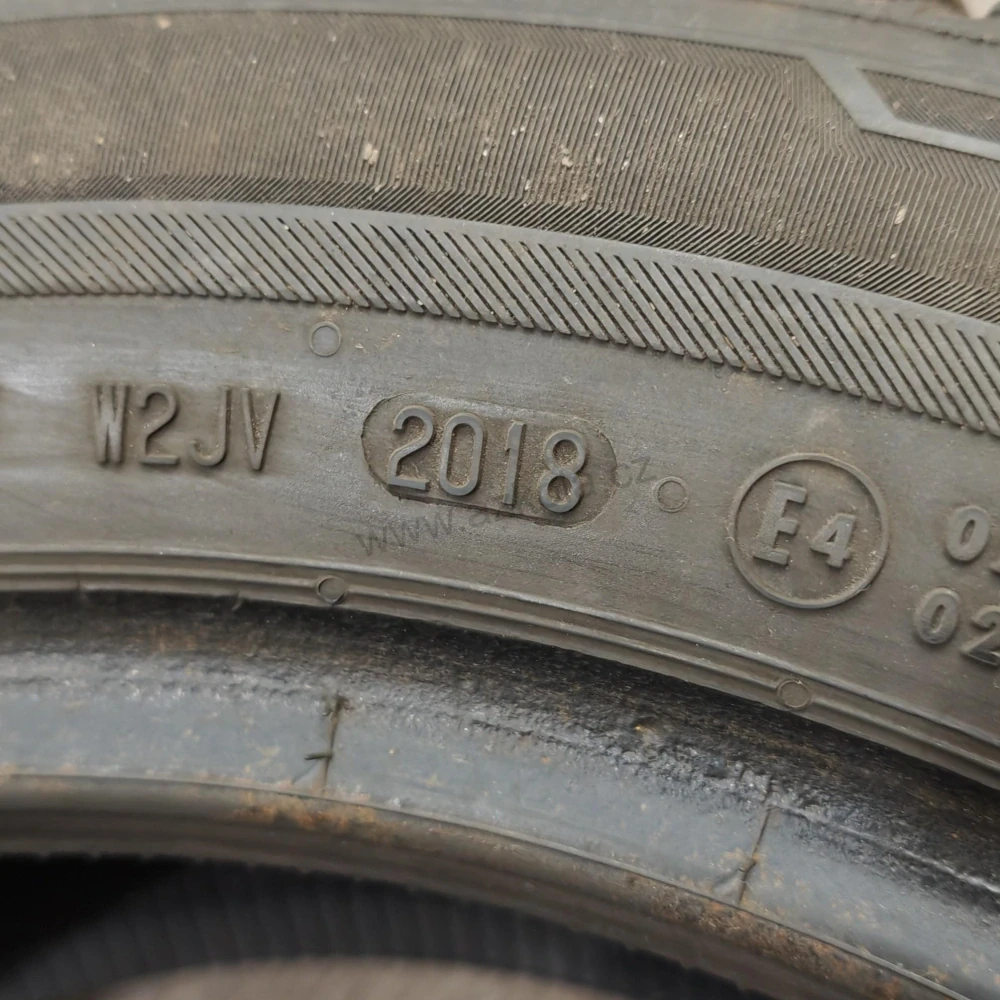 Zimní pneumatiky 205/55 R16 Barum č. AP919