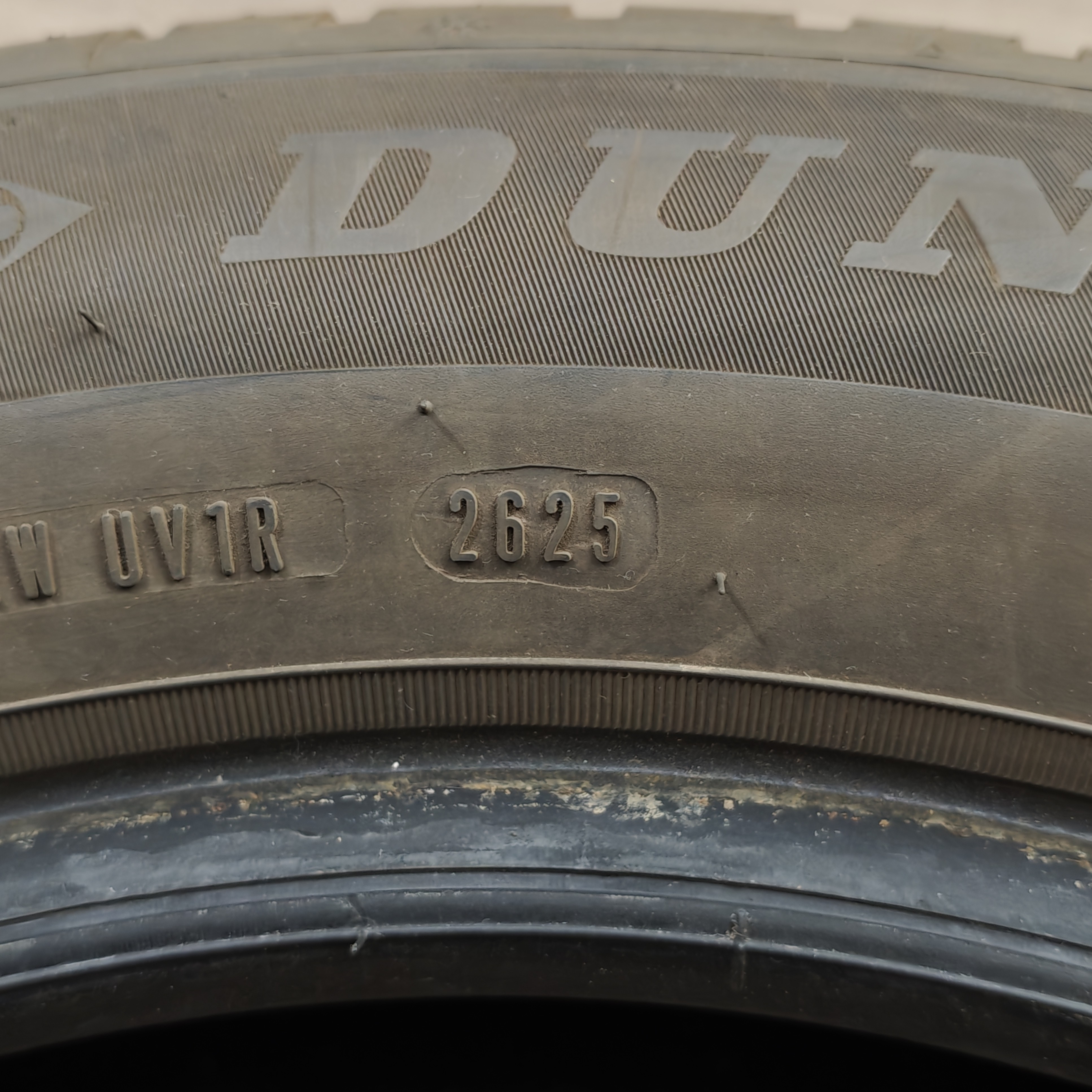 Zimní pneumatiky 205/60 R16 Dunlop č. AP978
