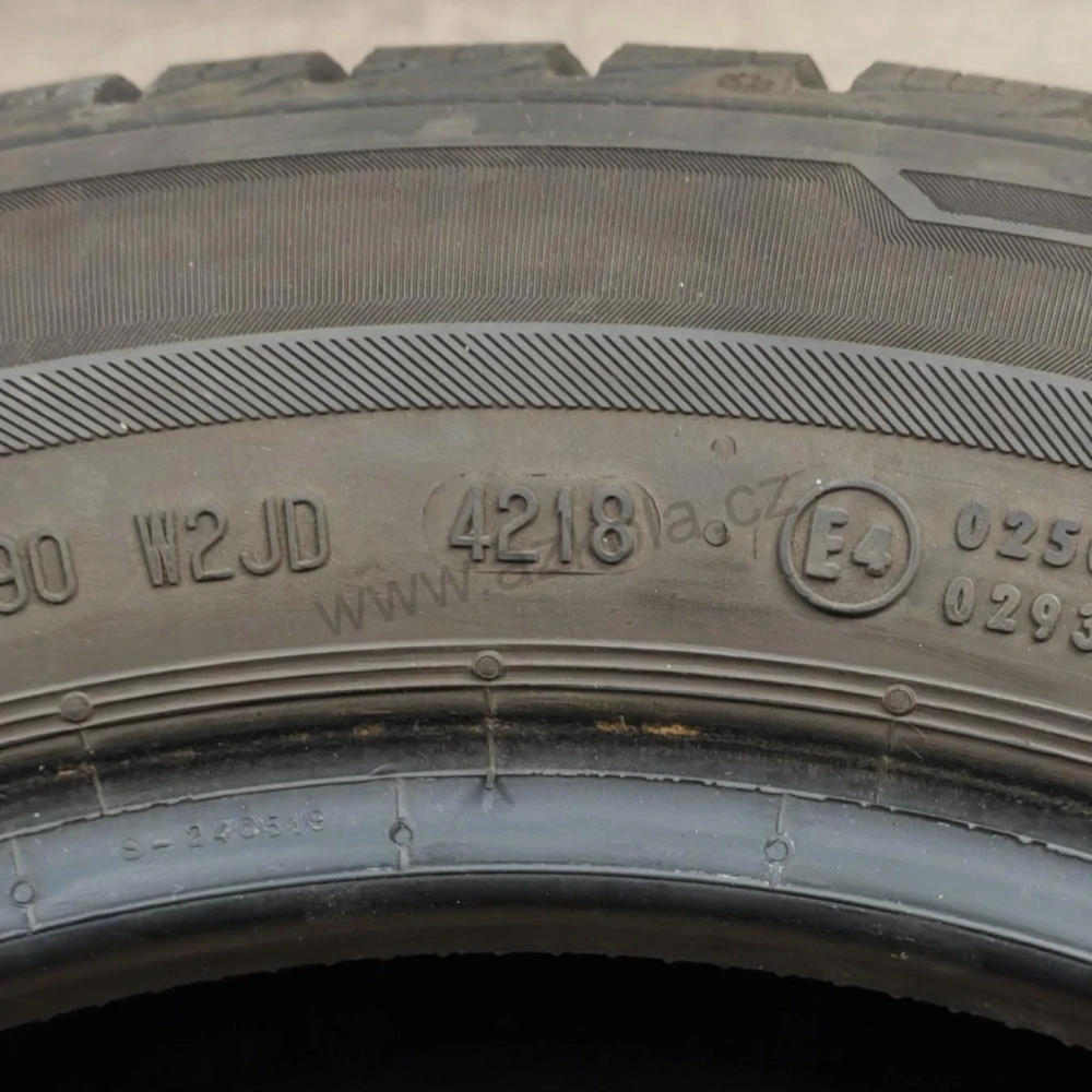 Zimní pneumatiky 185/60 R15 Barum č. AP986