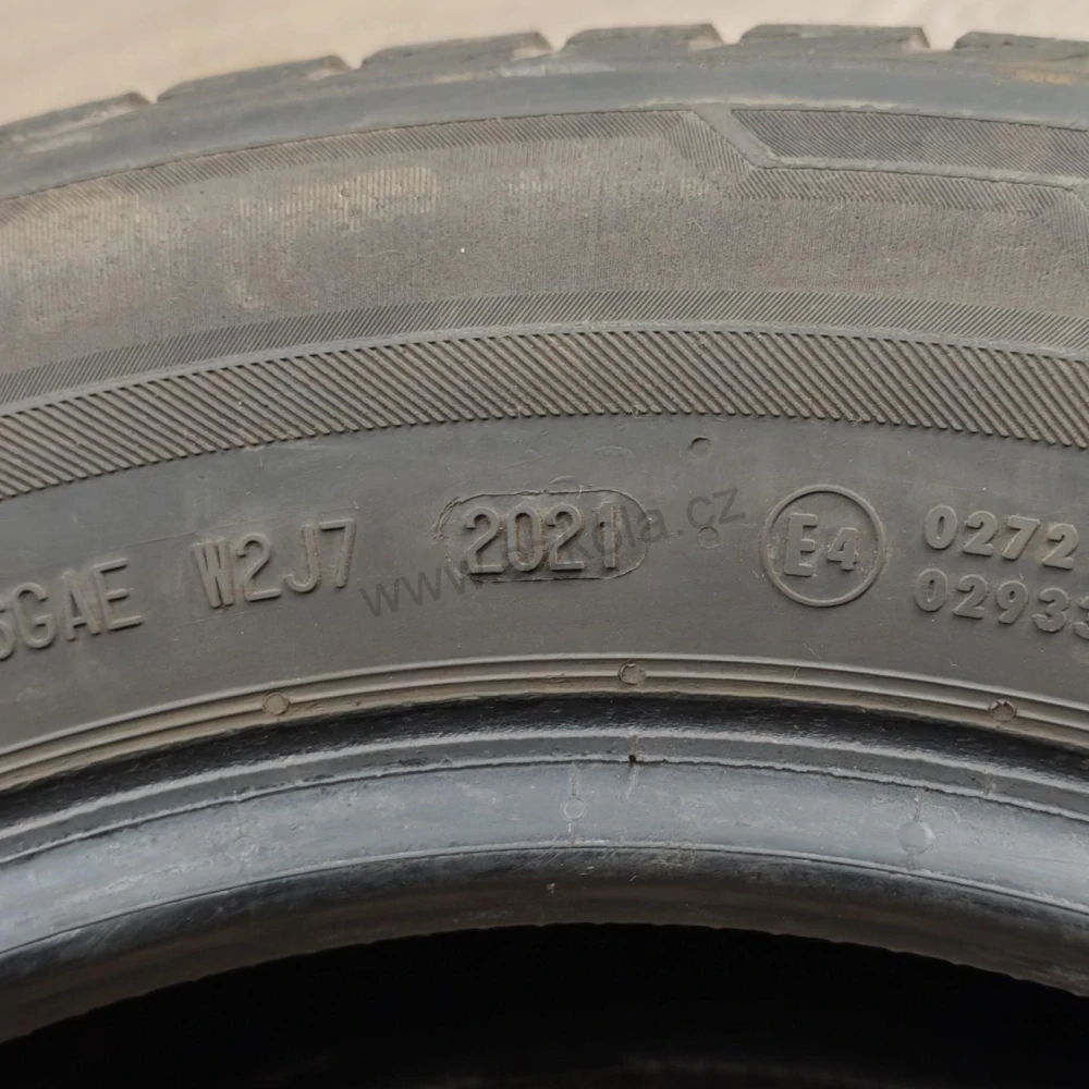 Zimní pneumatiky 195/65 R15 Barum č. AP989