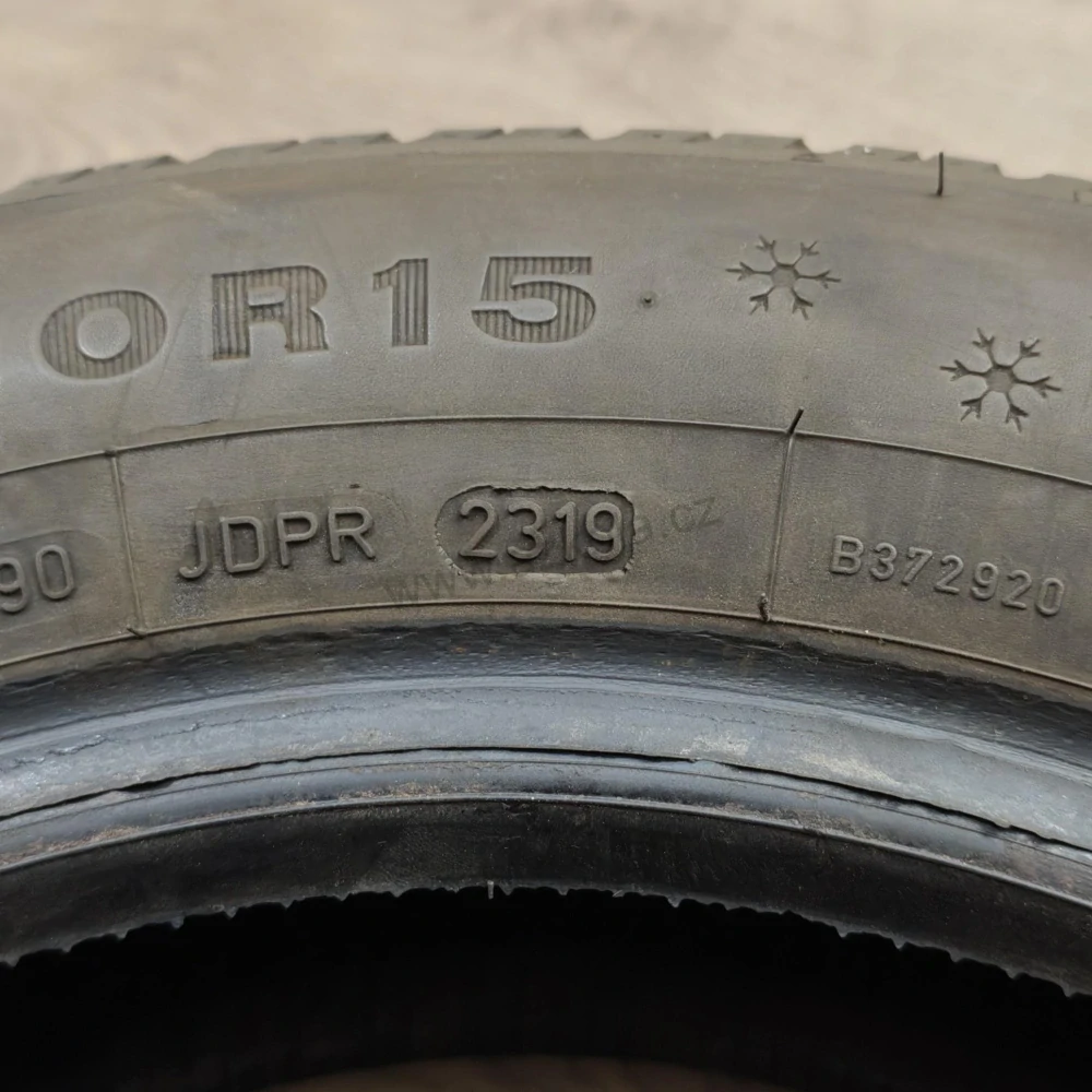Zimní pneumatiky 185/60 R15 Dunlop č. AP993