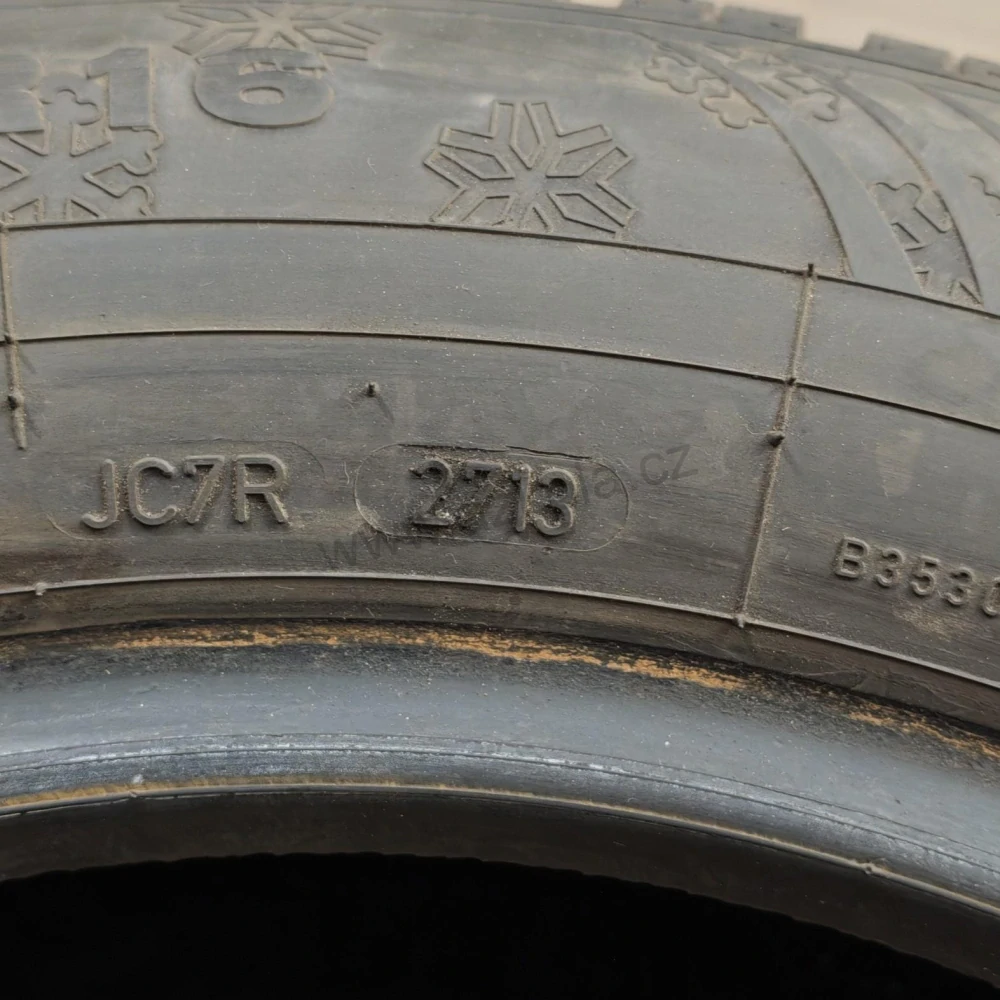 Zimní pneumatiky 215/60 R16 Dunlop č. AP995