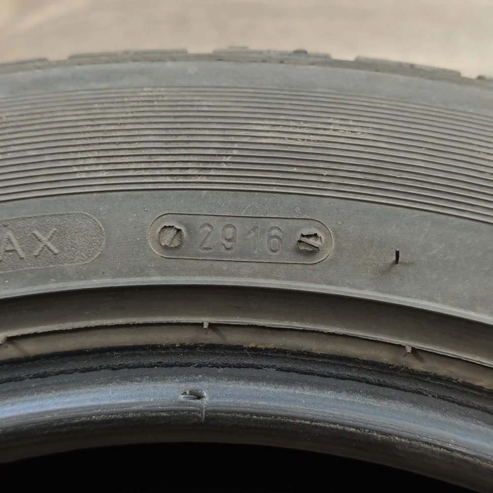 Zimní pneumatiky 205/55 R16 Riken č. AP1001
