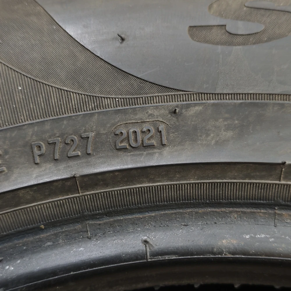 Zimní pneumatiky 225/65 R17 Pirelli č. AP1012