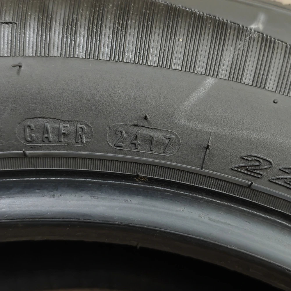 Zimní pneumatiky 225/60 R17 Nexen č. AP1015