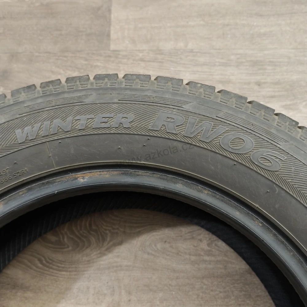 Zimní pneumatiky 205/65 R16C Hankook č. AP1066
