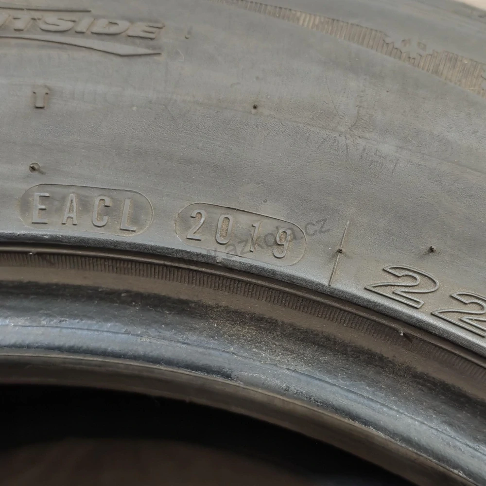 Zimní pneumatiky 225/55 R16 Nexen č. AP1071