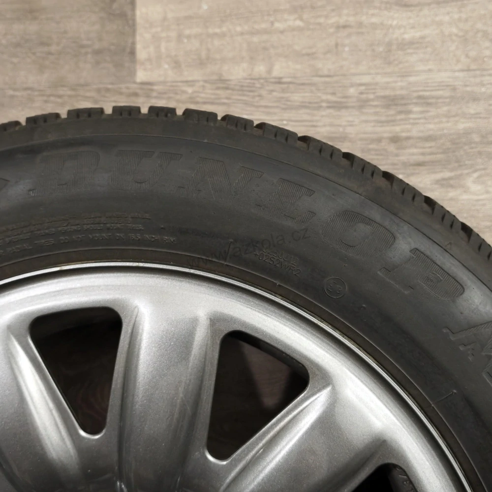 Zimní kola Škoda, Volkswagen, Seat, Audi 205/60 R16 č. AK219