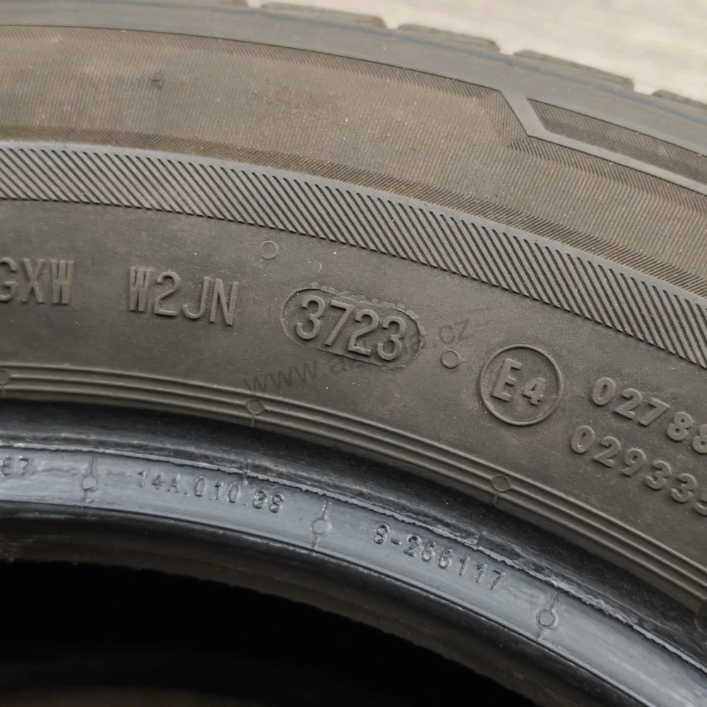Zimní pneumatiky 205/60 R16 Barum č. AP1105