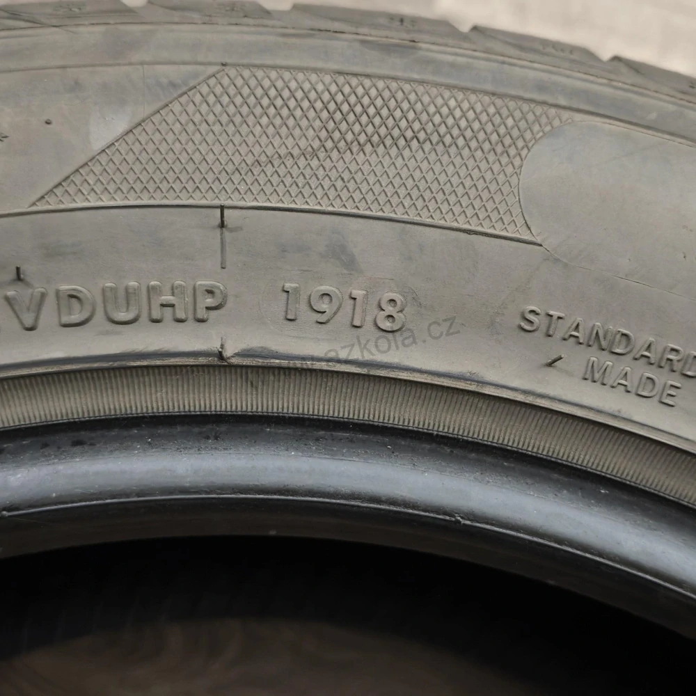 Zimní pneumatiky 235/55 R17 Tomket č. AP1110