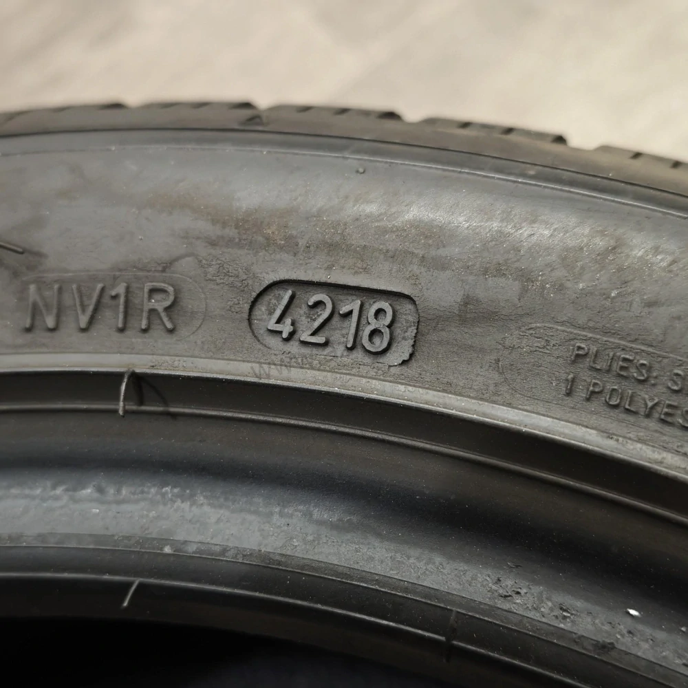 Zimní pneumatiky 225/45 R17 Dunlop č. AP1113
