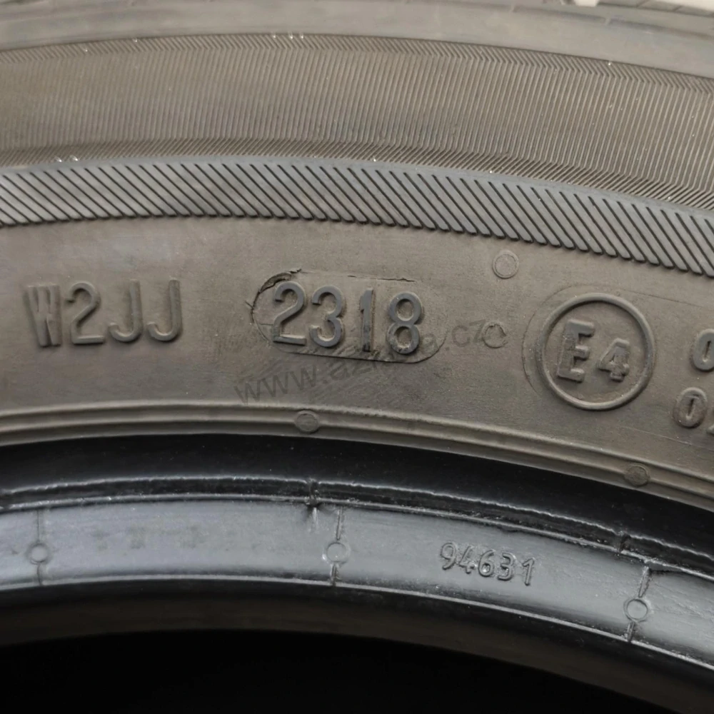 Zimní pneumatiky 185/55 R15 Barum č. AP1134