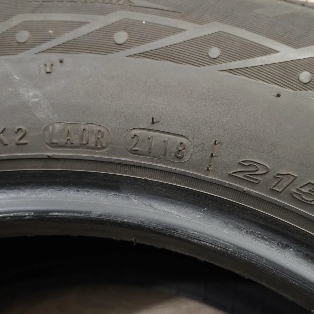 Zimní pneumatiky 215/65 R16 Nexen č. AP1139