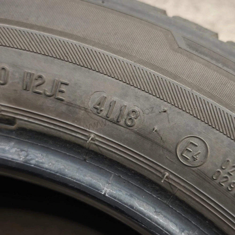 Zimní pneumatiky 185/60 R15 Barum č. AP1141