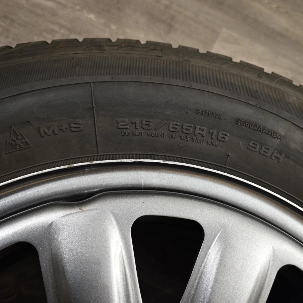 Zimní kola Hyundai i30, Kia Ceed 205/55 R16 č. AK225