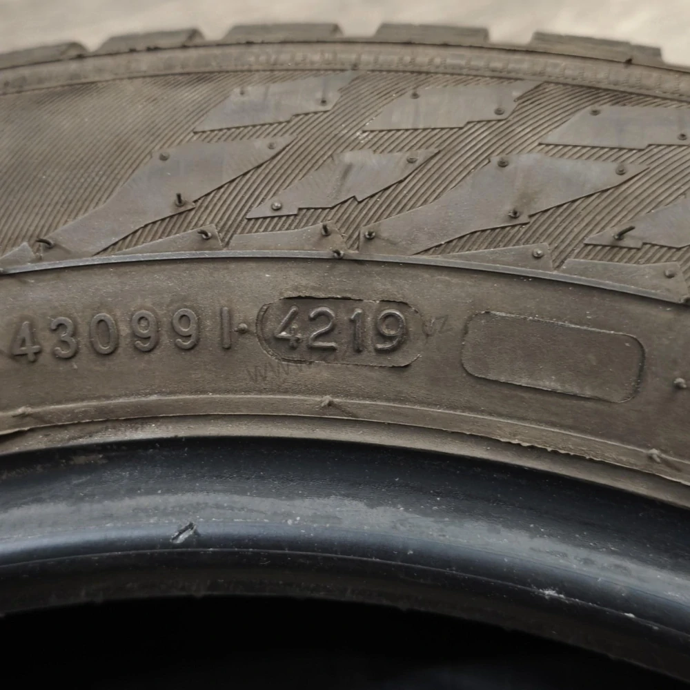 Zimní pneumatiky 205/55 R16 Nokian č. AP1142
