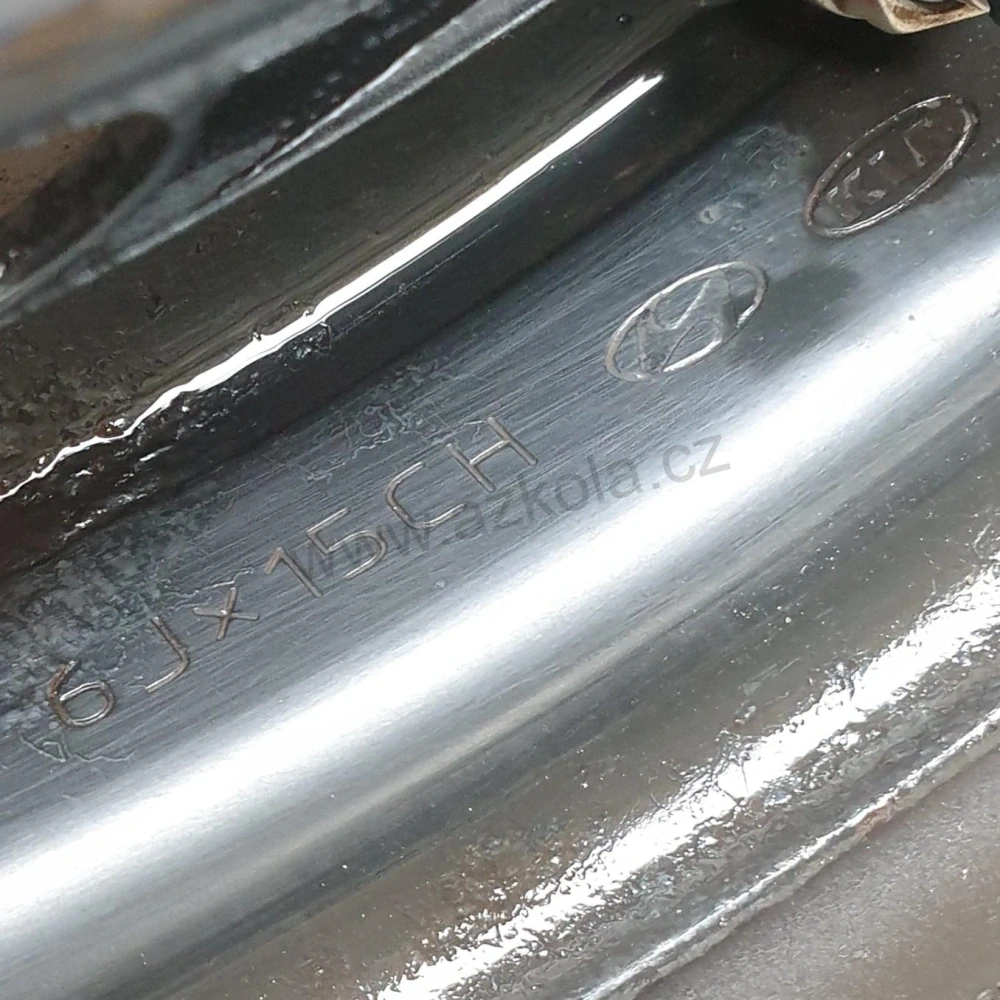 Zimní kola Hyundai, Kia 195/65 R15 č. AK49