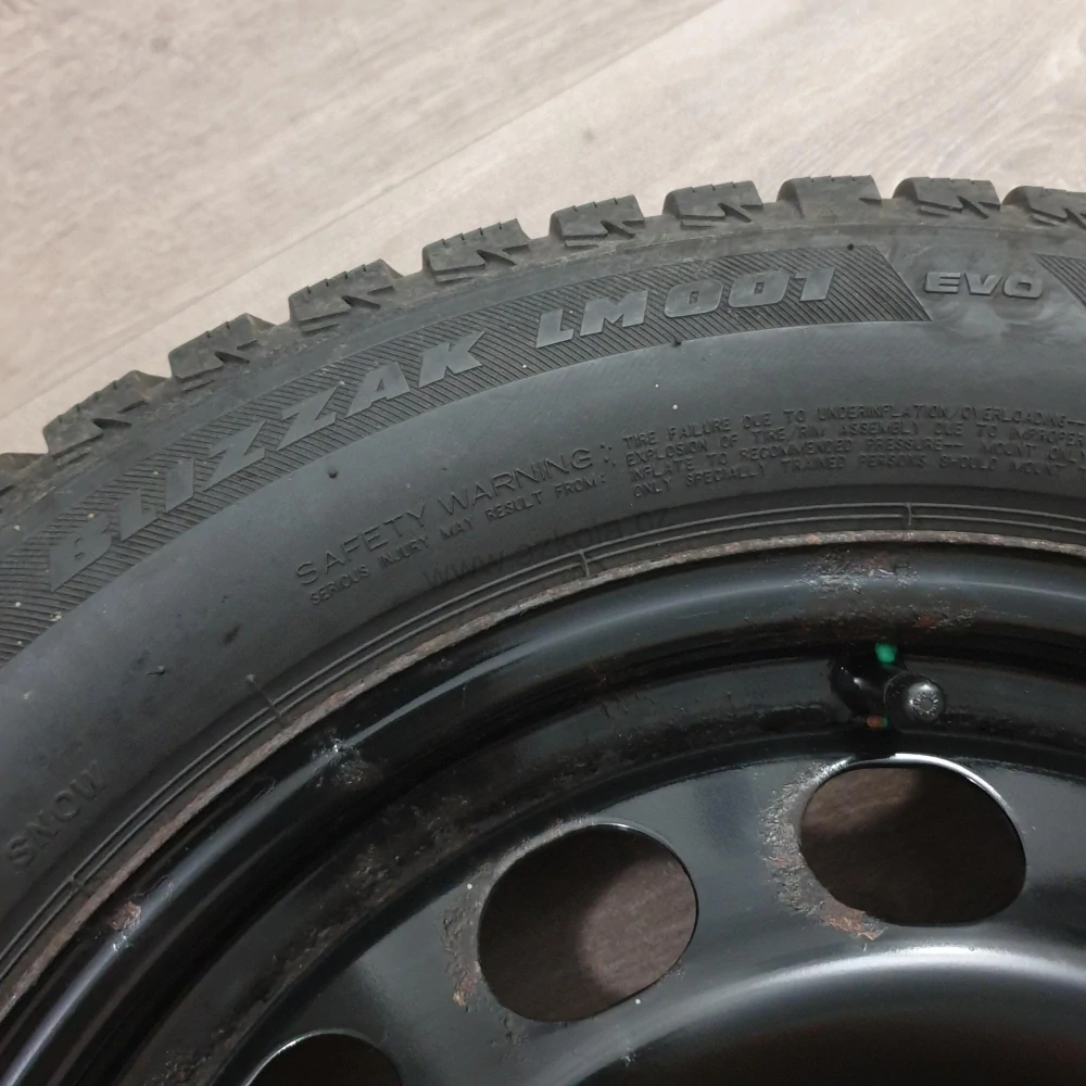 Zimní kola Škoda, Volkswagen, Seat, Audi 205/55 R16 č. AK165