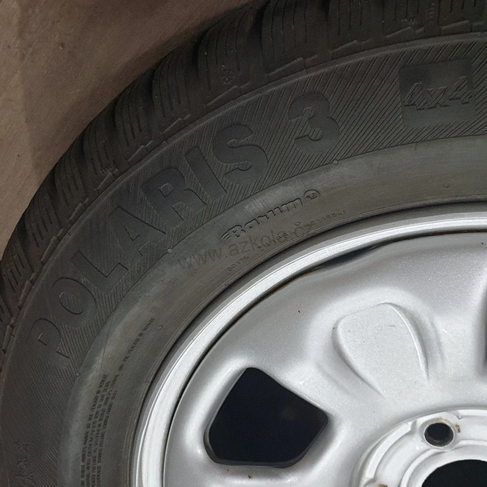 Zimní kola Dacia Duster 215/65 R16 č. AK173